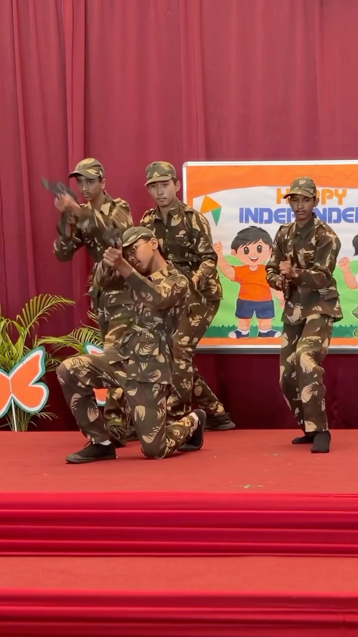 A celebration of freedom, unity, and the spirit of India! ❤️🤍💚
Proud to be Indian! Jai Hind! ✨
 #IndependenceDayCelebration #Patriotism #Freedom #UnityInDiversity #SchoolCelebration YoungIndia MountCarmelSchool ProudMoment